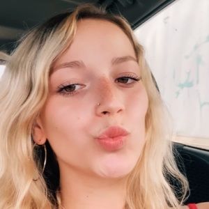 Meet your Posher, Lindsey